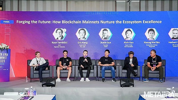 从《开心农场》到区块链：一位游戏创业者的奇幻漂流